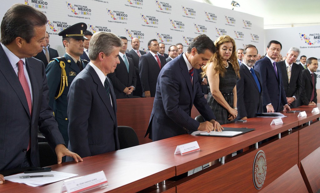 Firma de la Reforma sobre Telecomunicaciones Firma de la Reforma sobre Telecomunicaciones